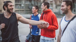 5 Daily Habits That Separate Confident People From the Rest