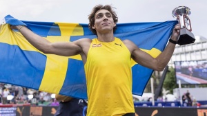 Armand Duplantis Secures 5th Straight Diamond League Pole Vault Title, World Record Elusive