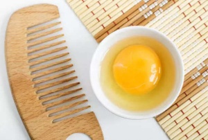 Homemade egg hair mask for ultimate hair growth