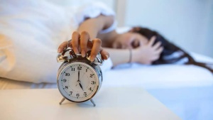 Does waking up at 5 am unlock the brain’s full potential? Top neuroscientist explains
