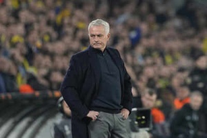 Jose Mourinho Fired by Fenerbahce: A Look at the Controversies, Career and Financial Fortune of the 