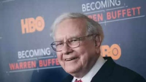 Warren Buffett at 95: The Billionaire's Surprisingly Simple Secrets to Longevity, From Coke to Childlike Eating