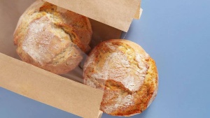 Alternatives to Plastic: Keep Bread Fresh for Days with Natural Storage Methods