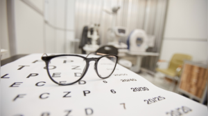 Diabetes and Vision Loss: 5 Essential Eye Care Habits for Type 1 and Type 2 Diabetics