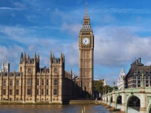 Visa Crackdown Looming? UK Threatens Restrictions on Non-Cooperative Nations, Impacting Indian Nationals