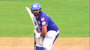 Viral Rohit Sharma Practice Video: Is India's Star Opener Training at Wankhede Ahead of Asia Cup? The Truth Revealed