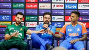 Asia Cup 2025: Suryakumar Yadav's Handshake With Pakistan Captain Sparks Controversy; Video Clarifies Incident