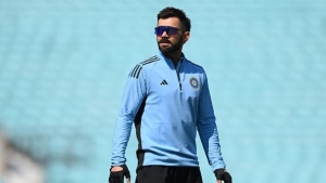 Virat Kohli's London Fitness Test Sparks Controversy; Fans Accuse BCCI of Favoritism