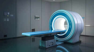 Man pulled into MRI machine by weight-training chain while helping wife after  knee scan; dies the next day
